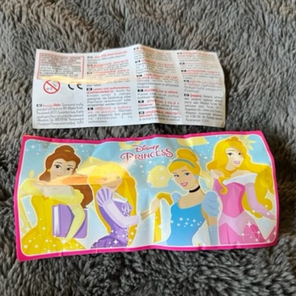 COPY - Kinder Surprise Maxi Egg Disney Princess Belle Figure 2020 New - Picture 6 of 10